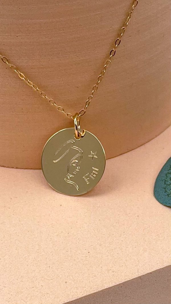 Collier médaille Vierge Marie Fiat Argent ou Plaqué Or | Fiat